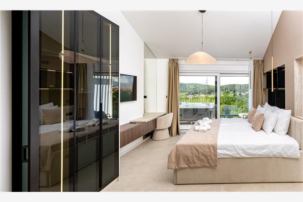 House K1, for 8 persons