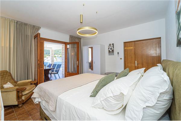 Apartment A1, for 6 persons