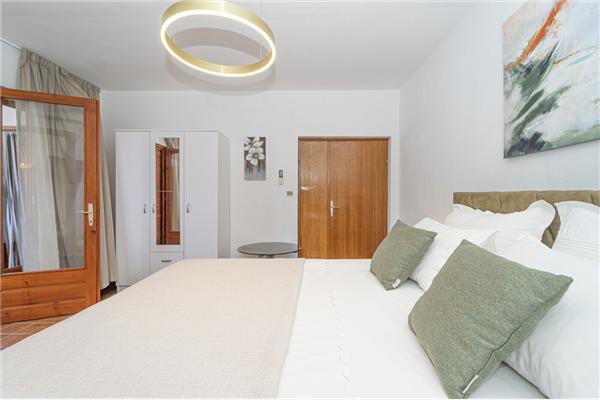 Apartment A1, for 6 persons