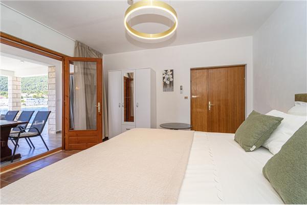 Apartment A1, for 6 persons