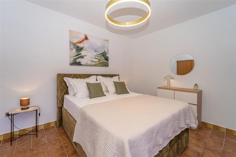 Apartment A1, for 6 persons