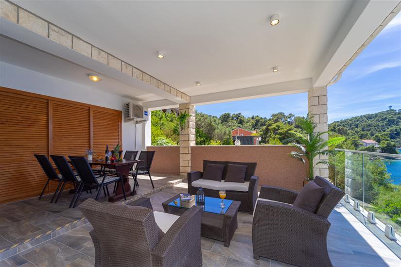 Apartment A1, for 6 persons