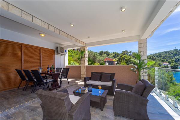 Apartment A1, for 6 persons