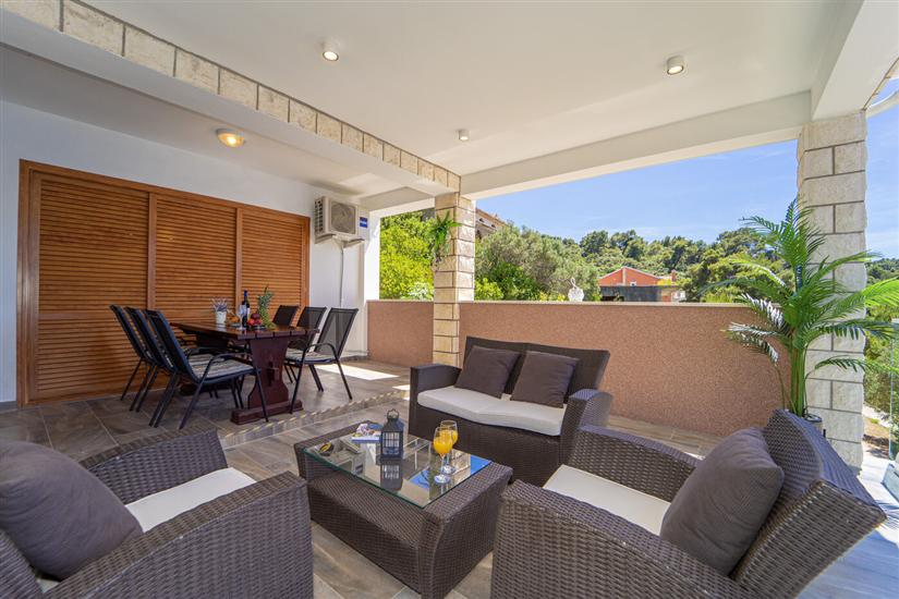 Apartment A1, for 6 persons