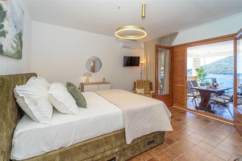Apartment A1, for 6 persons