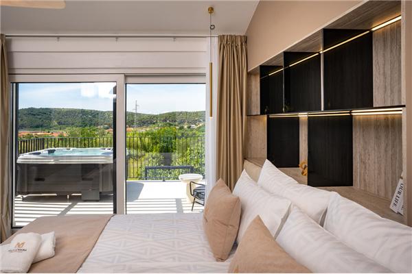 House K1, for 8 persons