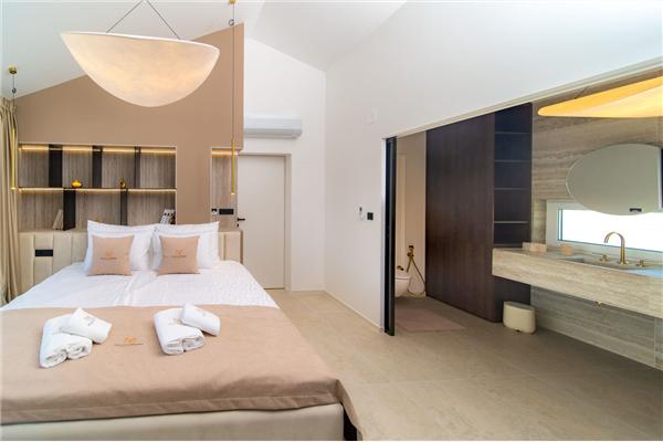House K1, for 8 persons