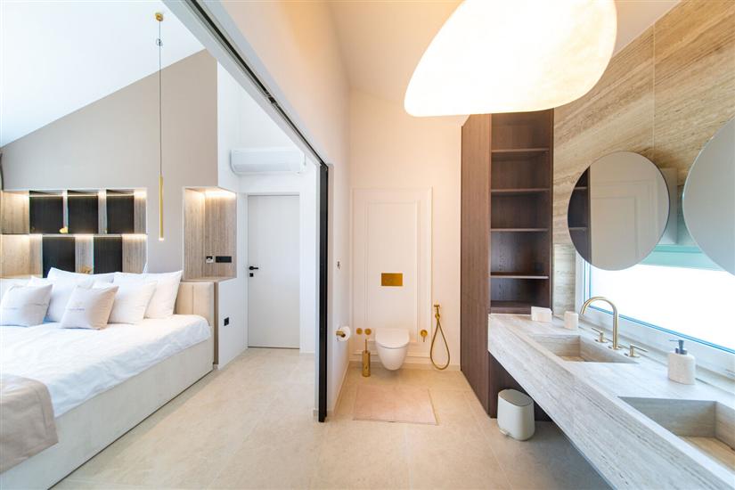 House K1, for 8 persons