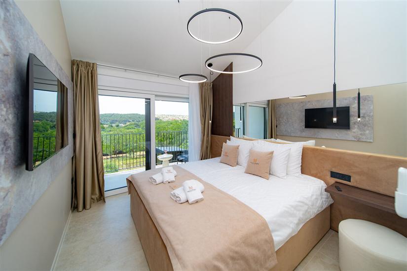House K1, for 8 persons