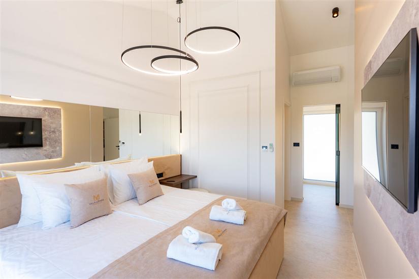 House K1, for 8 persons