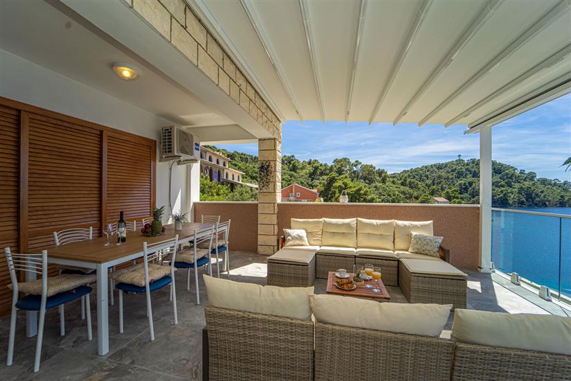 Apartment A2, for 6 persons