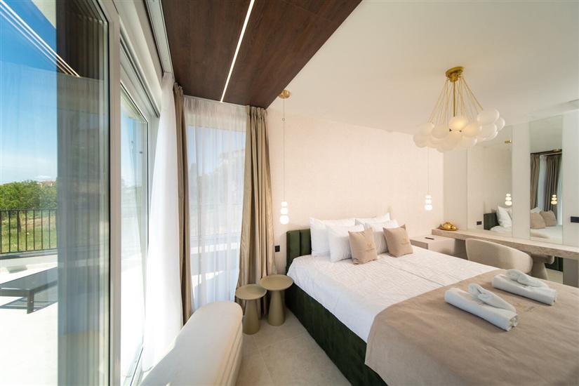 House K1, for 8 persons