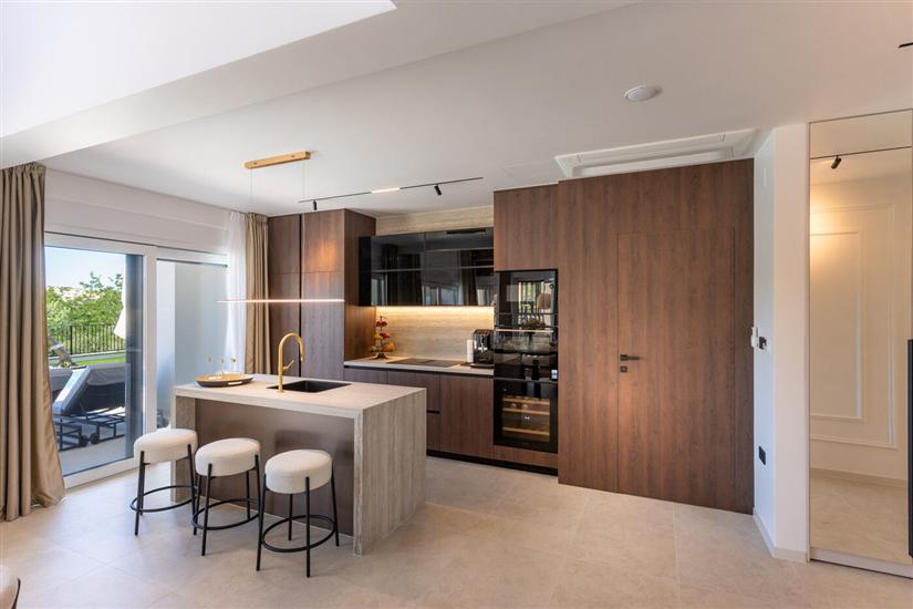House K1, for 8 persons