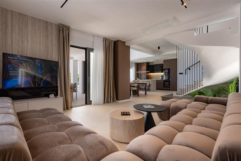 House K1, for 8 persons