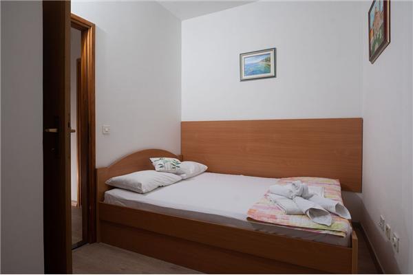 Apartment A2, for 5 persons