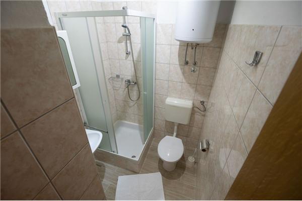 Apartment A2, for 5 persons