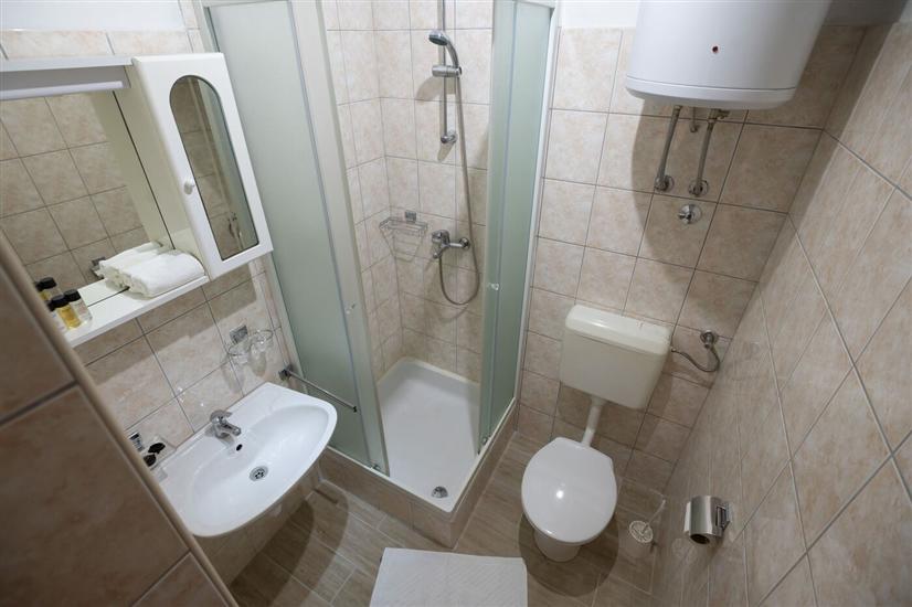 Apartment A2, for 5 persons