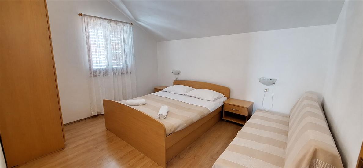 Apartment A2, for 3 persons