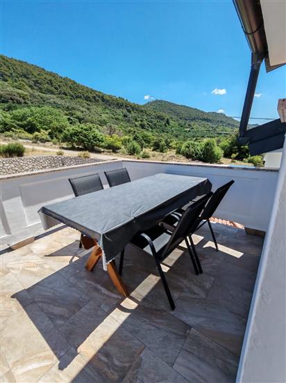 Apartment A3, for 6 persons