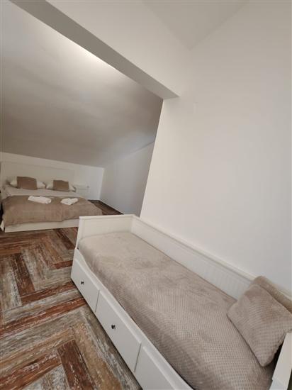 Apartment A3, for 6 persons