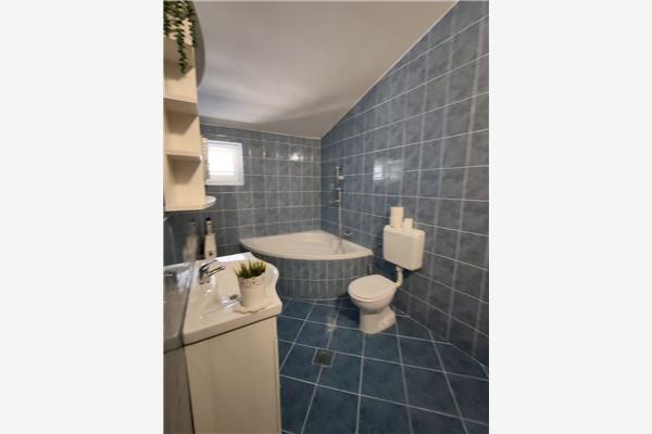 Apartment A3, for 6 persons