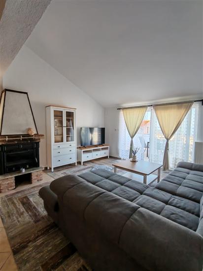 Apartment A3, for 6 persons