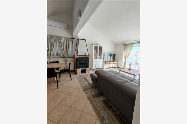 Apartment A3, for 6 persons