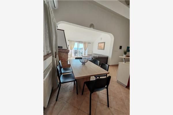 Apartment A3, for 6 persons