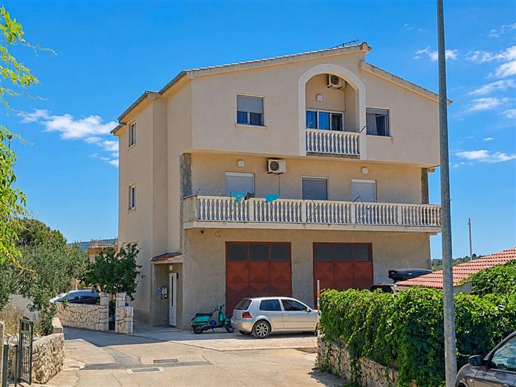 Apartments Vlade