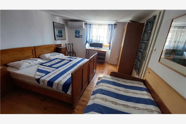House K1, for 5 persons