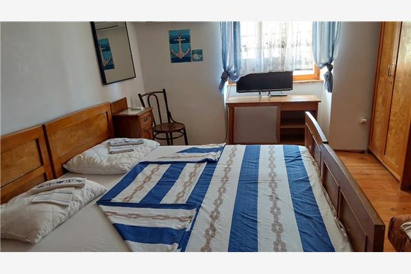 House K1, for 5 persons