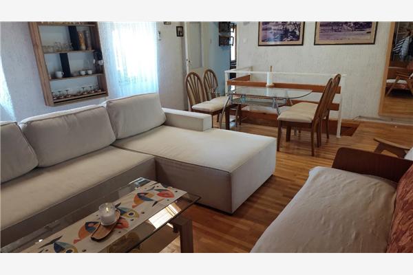 House K1, for 5 persons