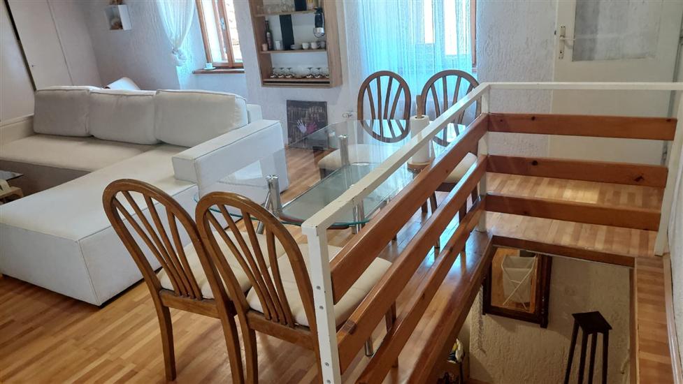 House K1, for 5 persons