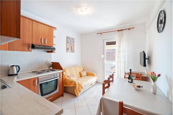 Apartment A2, for 5 persons