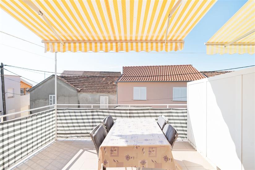 Apartment A2, for 5 persons