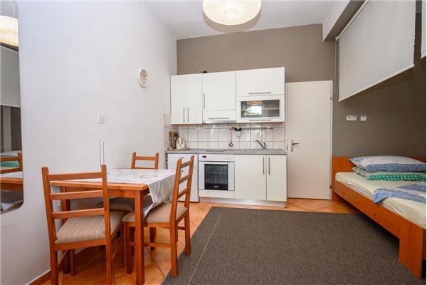 Apartment A2, for 3 persons