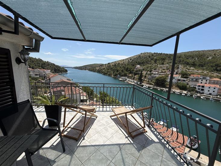 Apartment A2, for 2 persons