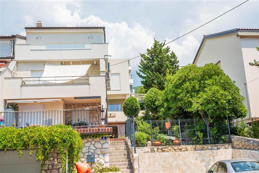 Apartment Nikol