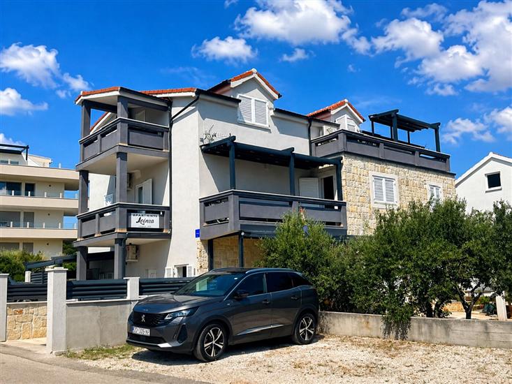 Apartmány Leona