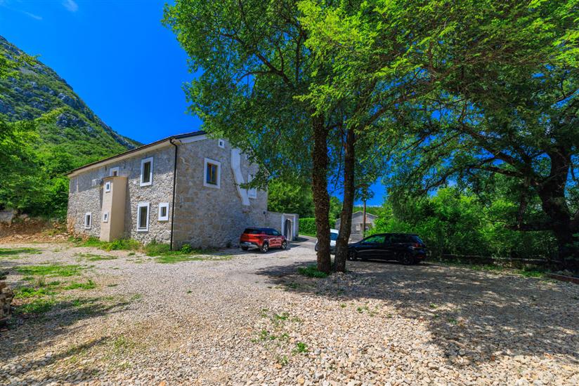Vila Stone castle