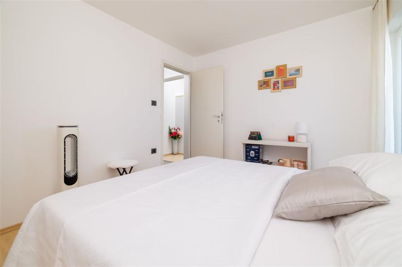 Apartment A1, for 3 persons