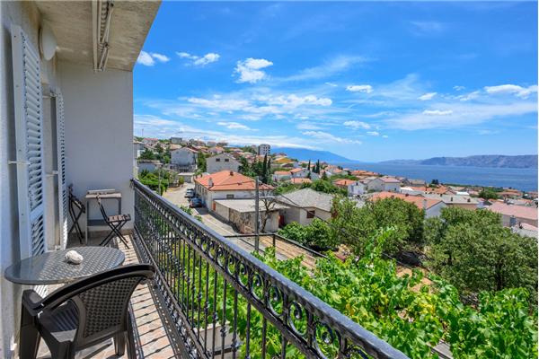 Apartment A4, for 4 persons
