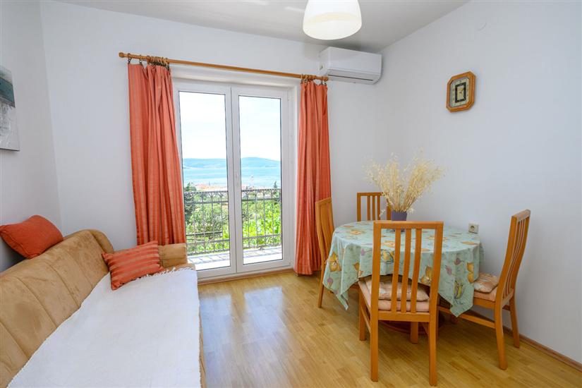 Apartment A4, for 4 persons
