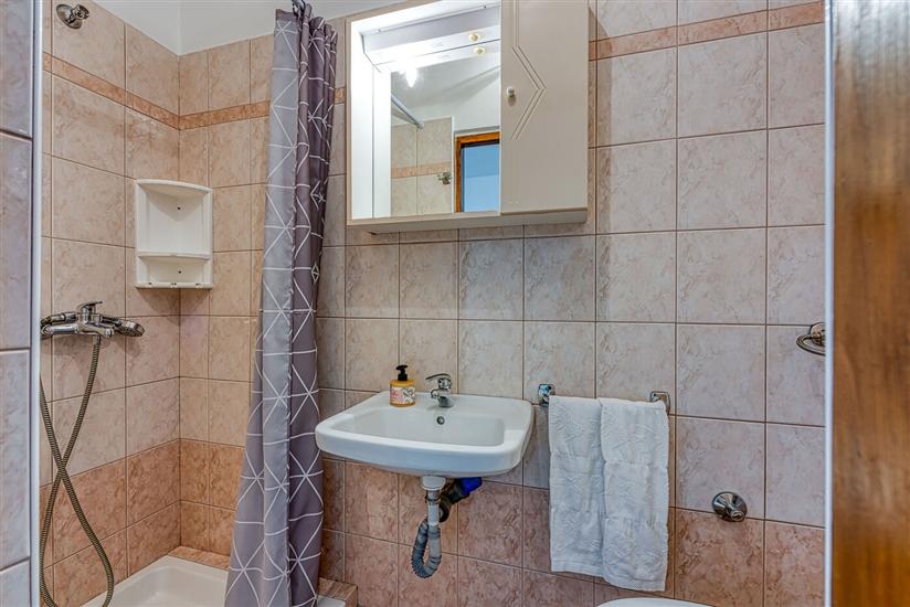 Apartment A1, for 8 persons