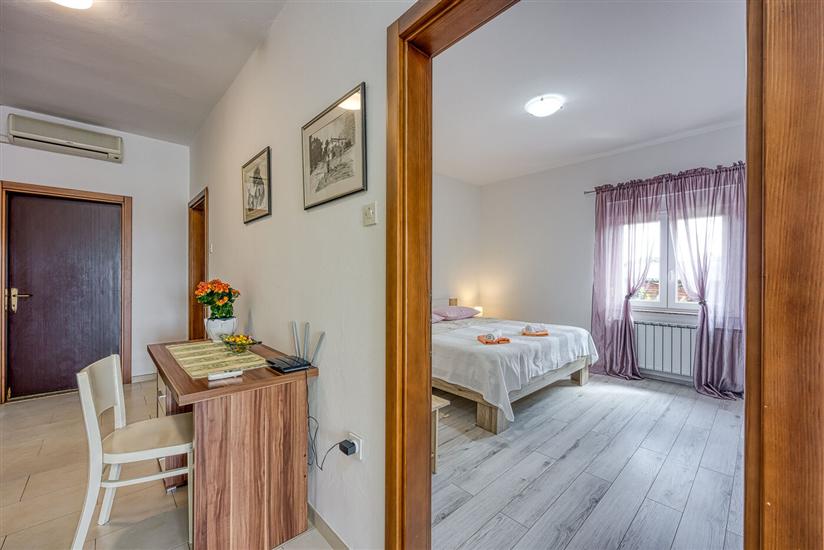Apartment A1, for 8 persons