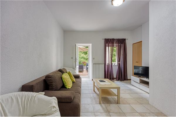 Apartment A1, for 8 persons