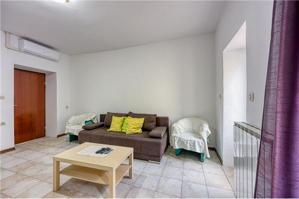 Apartment A1, for 8 persons