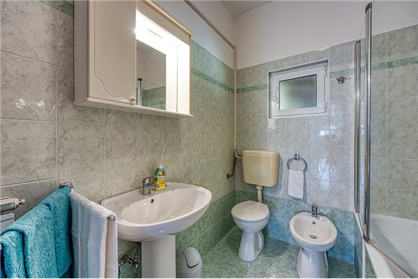 Apartment A1, for 8 persons
