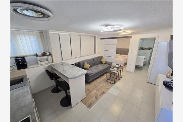 Apartment A2, for 3 persons
