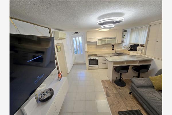 Apartment A2, for 3 persons